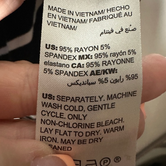 Chico’s Black and White Striped Women's Top with Side Tie Size 3 (XL) - Picture 7 of 9